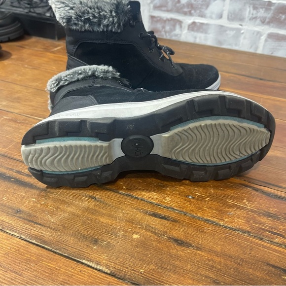 Black Winter Boots with Faux Fur Lining 6W - Picture 5 of 6